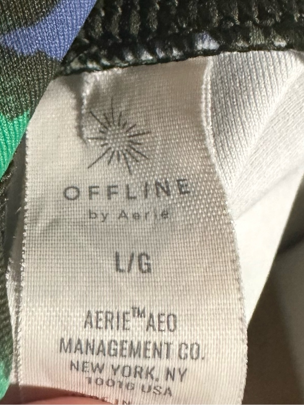 Aerie Green, Black & Blue Camo Leopard Print Leggings in Large - Picture 5 of 5